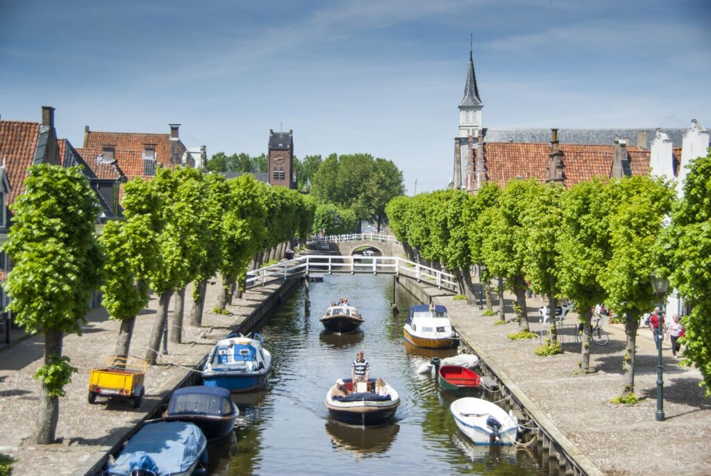 Sloten - dorpje in Friesland aan de Elfstedentocht route